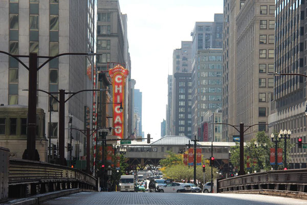 Blick auf das Chicago Theatre, Chicago, USA