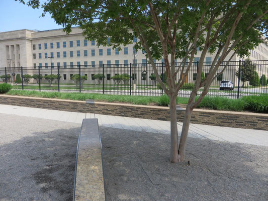 Pentagon Memorial, Washington, USA