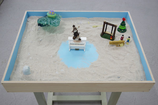 Dig up and Build      2020   ミクストメディア　Mixed media