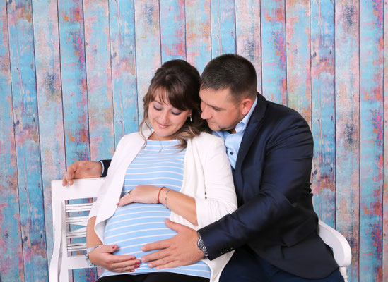 babybauch-schwangerschaft-augsburg-fotostudio-diamond-deluxe.jpg