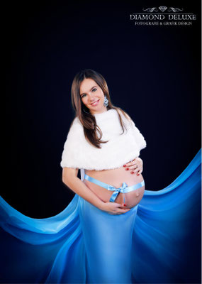 babybauch-schwangerschaft-augsburg-fotostudio-diamond-deluxe.jpg