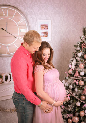 babybauch-schwangerschaft-augsburg-fotostudio-diamond-deluxe.jpg