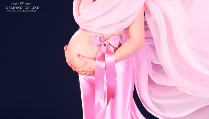 babybauch-schwangerschaft-augsburg-fotostudio-diamond-deluxe.jpg