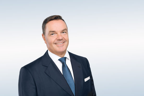 bewerbung-business-augsburg-fotostudio-diamond-deluxe.jpg