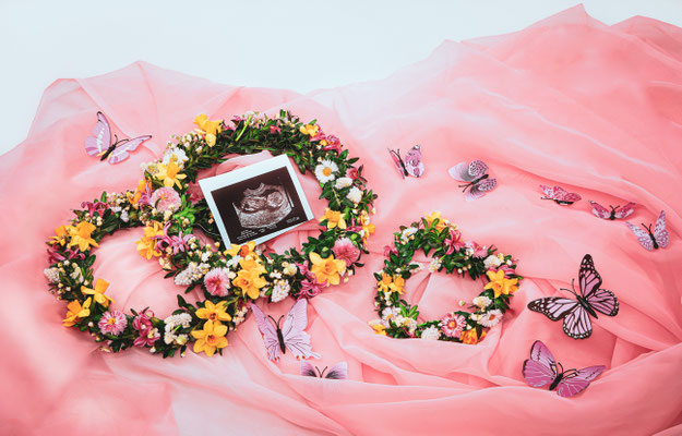 babybauch-schwangerschaft-augsburg-fotostudio-diamond-deluxe.jpg