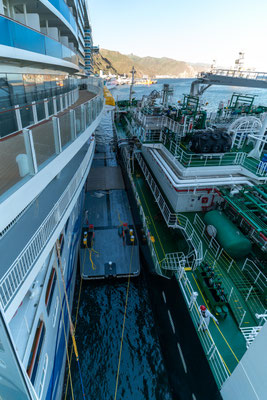 AIDAnova bei der LNG-Betankung | © AIDA Cruises