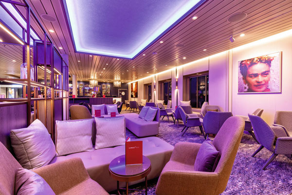 LUMAS Bar | © TUI Cruises