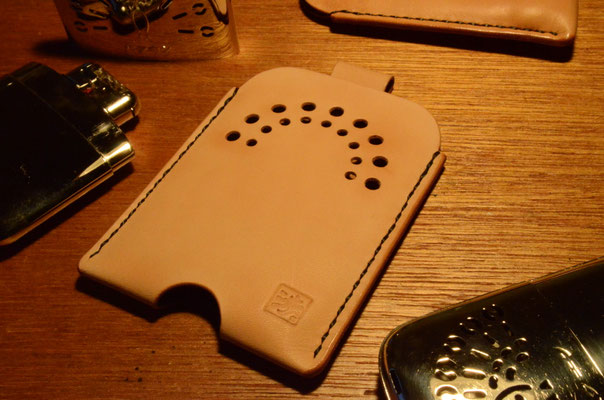Hakkin Warmer Holder .             Material : saddle leather, Size : 115mm × 82mm × T 18mm