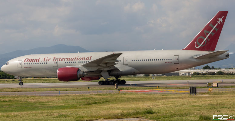 N819AX Boeing 777-2U8 (ER) 33681 479 Trent 895  Omni Air International 2004