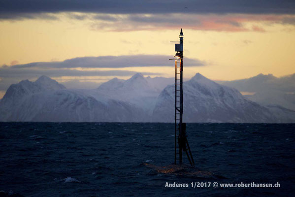 Hafeneinfahrt von Andenes - 1/2017 © Robert Hansen