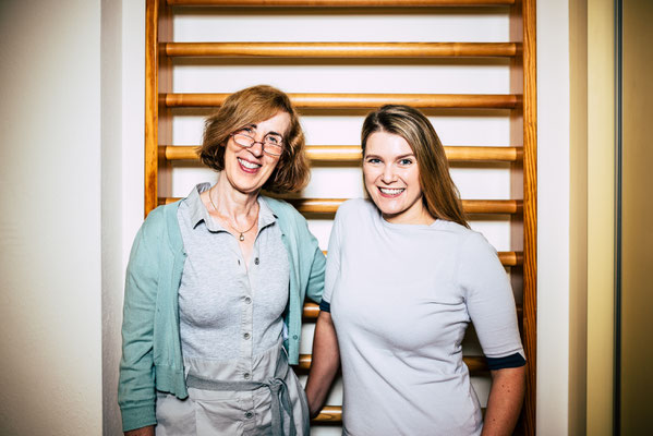 Mathilde Harms und Camilla Kapitza, ehemalige Schulleitung der Prof. Grewe Schule