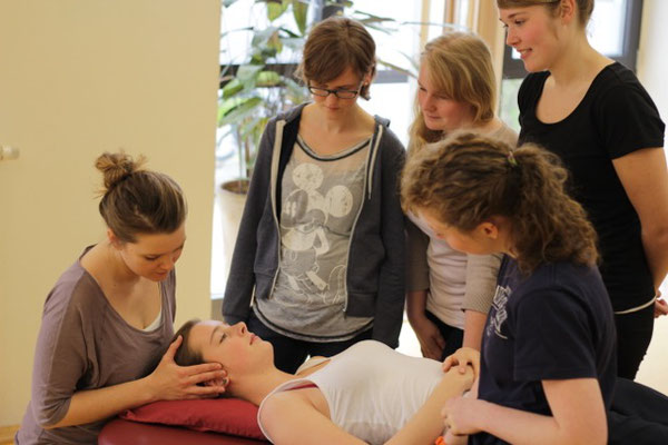 Anatomie in vivo mit der ehemaligen Dozentin Camilla Kapitza
