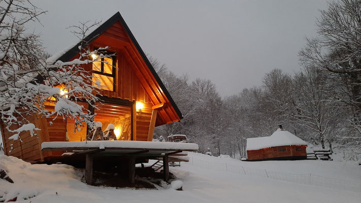 Cabane du Trappeur avec spa privatif – Domaine du Châtelet Vosges