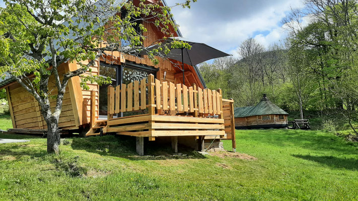 Cabane du Trappeur avec spa privatif – Domaine du Châtelet Vosges