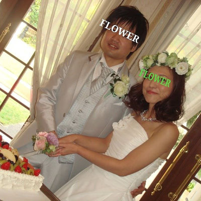 結婚式ケーキ入刀　花冠