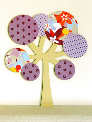 2. Arbre à bulles, crème et violet