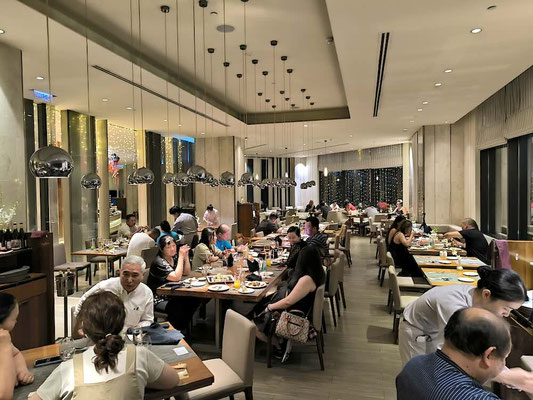 Il Seafood Buffet all'Hotel Nikko Saigon (photo by Gabriele Ferrando - LA MIA ASIA)