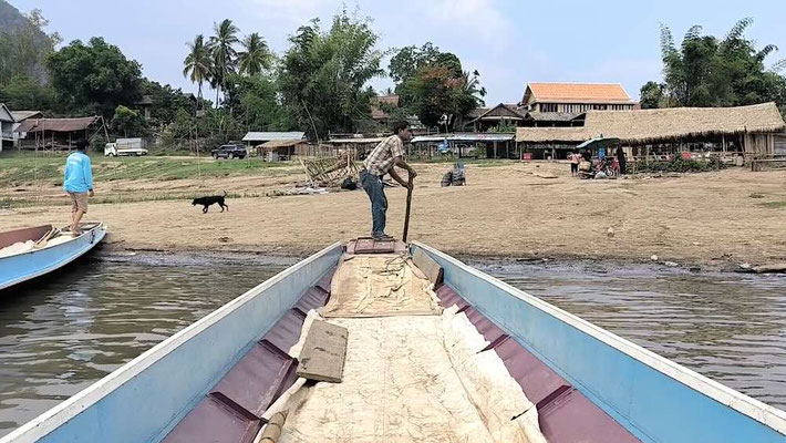 Pak Ou Caves a Luang Prabang, LAOS (photo by Gabriele Ferrando - LA MIA ASIA)
