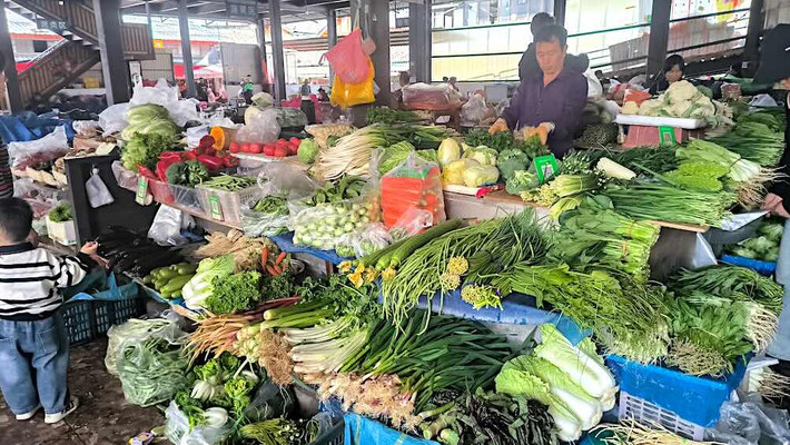 Zhongyi Market a Lijiang, China (photo by Gabriele Ferrando - LA MIA ASIA)