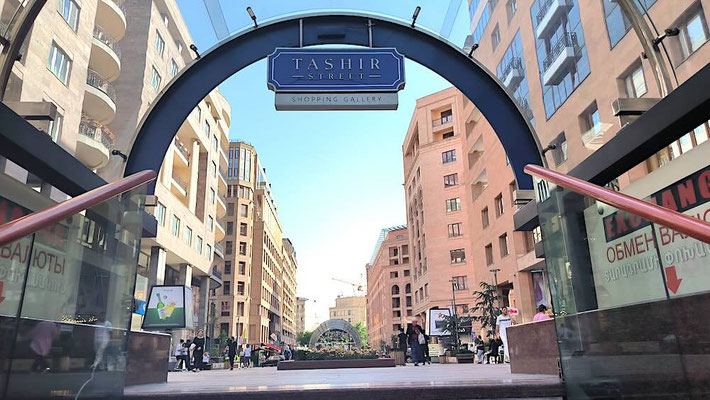 Tashir Street a Yerevan (photo by Gabriele Ferrando - LA MIA ASIA)