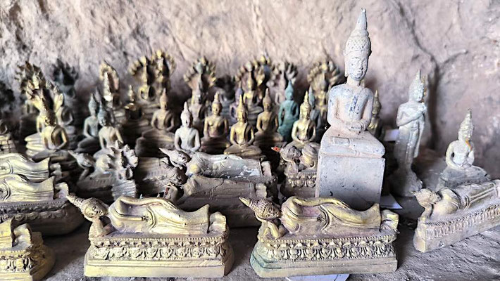 Pak Ou Caves a Luang Prabang, LAOS (photo by Gabriele Ferrando - LA MIA ASIA)