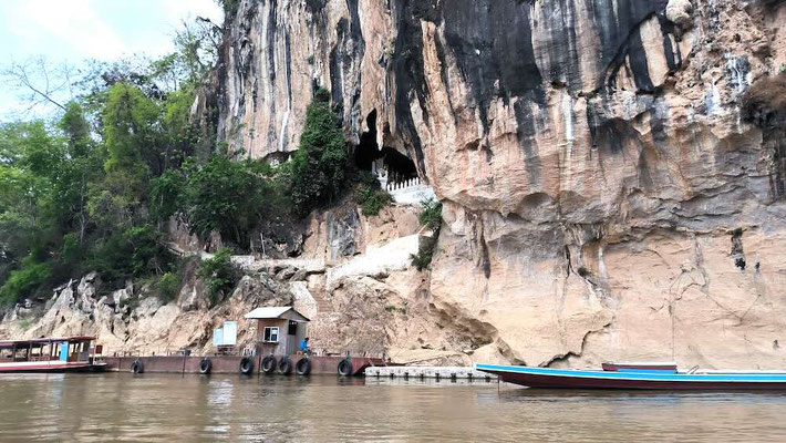 Pak Ou Caves a Luang Prabang, LAOS (photo by Gabriele Ferrando - LA MIA ASIA)