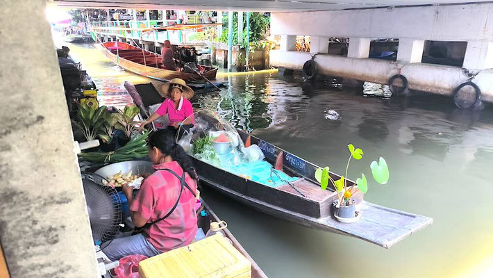 Lat Mayom Floating Market (photo by Gabriele Ferrando - LA MIA ASIA)