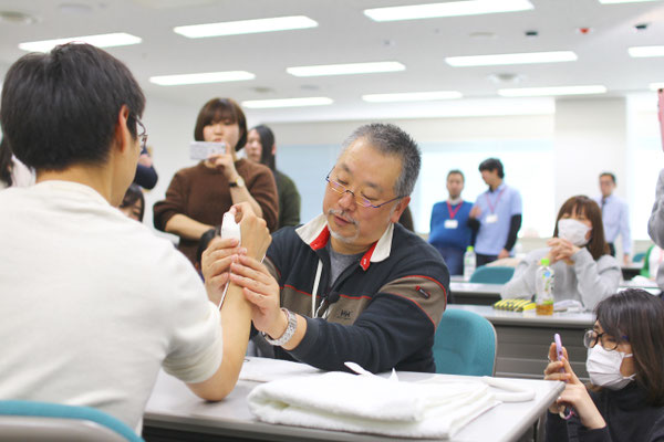 勉強会風景　橈骨遠位端骨折に対するリハビリテーション６