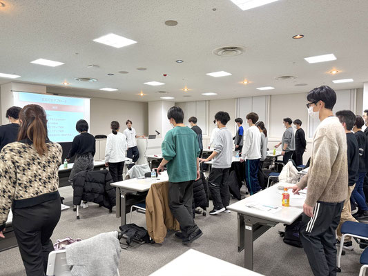 セミナー リハビリ おすすめ 脳卒中 ハンドリング 出口雅大 講習会風景３
