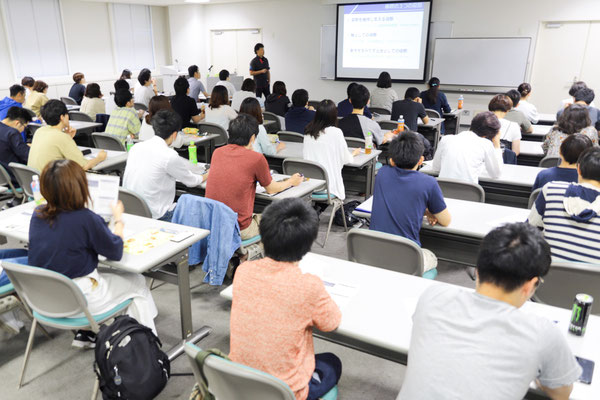 勉強会風景　体幹機能の評価とアプローチ１