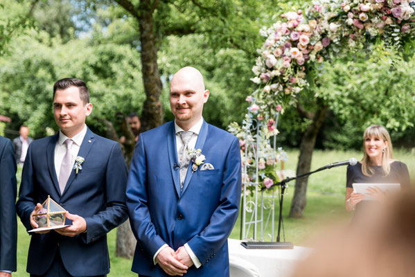 Hochzeit Fotoshooting Erding Pfaffenhofen Hochzeitsfotograf Traumhochzeit Vintage