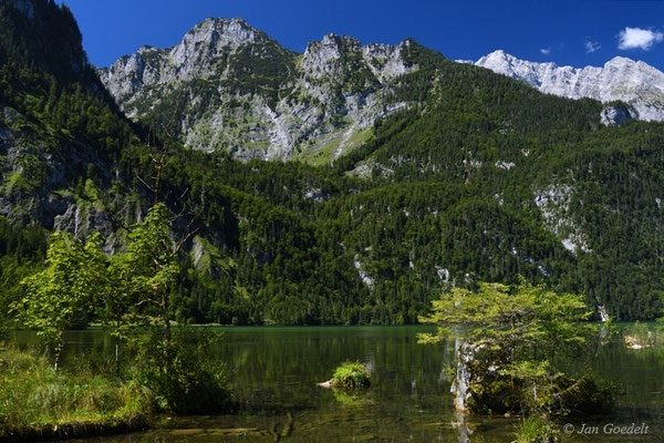 Königssee mit Bergkulisse, Bayern