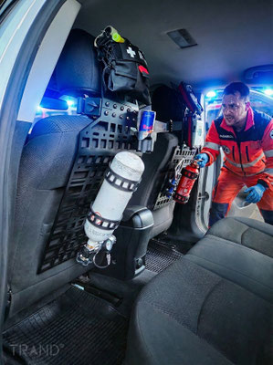sauerstoffflaschen-halterung-rettungswagen-rtw-insassenschutz-unfall
