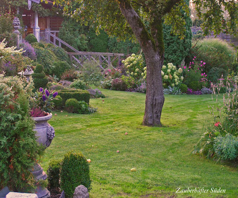 Ruhe im Garten - Das Schöne am Herbst ist, dass der Garten ruhiger wird. Die frühsommerliche Hektik, wo man vor lauter Arbeit nicht weiß, wo einem der Kopf steht, ist vorbei. Die Zeit der schlimmen Gewitter ist ebenfalls vorüber, es droht kein Hagelschlag