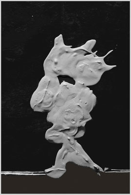 Herr Hastig (Basis: Gipsfigur, 20 x 40 x 1 cm)