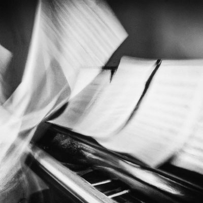 Musik liegt in der Luft.