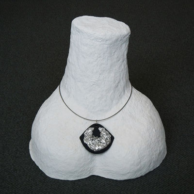 Knetbeton bemalt mit Aludeckel