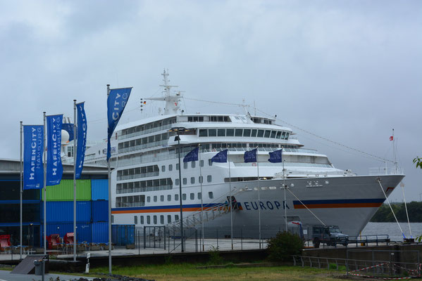 MS EUROPA am HCC HafenCity am 02.09.2013