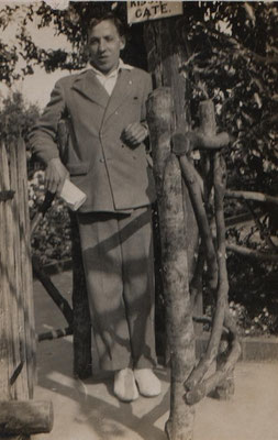 JGML collection: unknown man (Jack?) at kissing gate