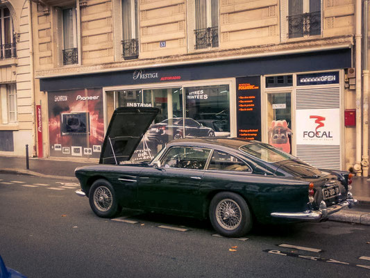 ASTON MARTIN DB 4 1964