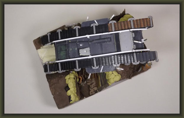 War of the Worlds, Mk.IV "Female" Tank, Emhar, Diorama 1:35