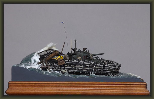 The Shipping News, Sherman V (M4A4) DD, Diorama 1:35