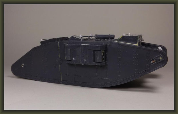 Brit. Mk.IV "Female" Tank, Emhar 1:35, Building Report