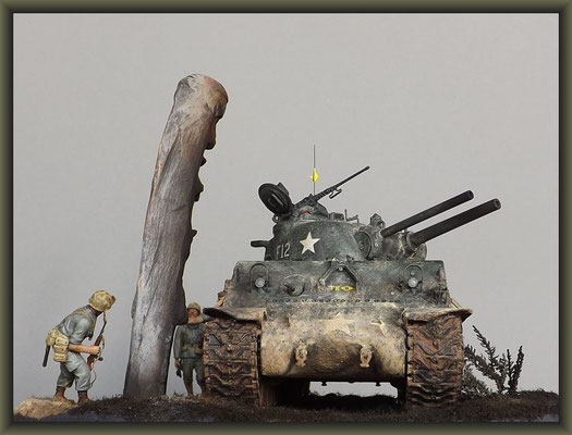 'Hot Heads' ; Sherman M4A3 (105mm) POA-CWS-H5 ; Diorama 1/35 ; Completion