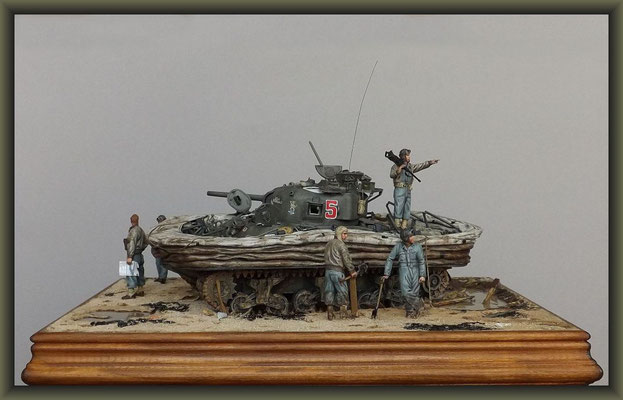 Driftwood ; Sherman M4A1 (Large Hatch) DD ; Diorama 1:35 ; Completion