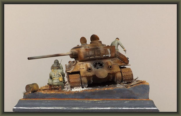 'The Caviar Can' ; T-34/85 Composite ; Diorama 1/35 ; Completion