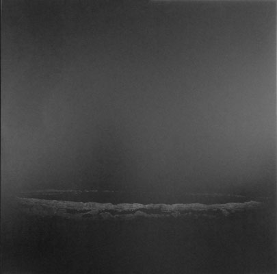 Circle<br />2019<br />Tusche, Acrylfarbe und Lack auf Baumwolle<br />  180 cm x 180 cm