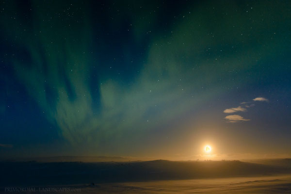 Aurora & Moon: A good omen?