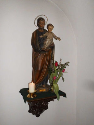 Statue des Hl. Josef in der Neustädter Kirche
