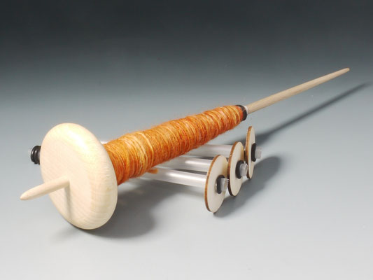 Handspindel mit Wechselgarnspulen